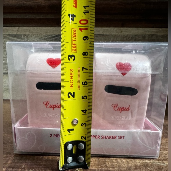 Pink Mailbox Salt and Pepper Ceramic Shaker Set Cupid's Love Letters - N… - Picture 8 of 8